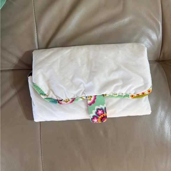 Vera Bradley Diaper Bag Tutti Frutti - Picture 9 of 10